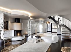 Casa Bi/Trifamiliare in Residenziale