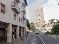 Negozio/Locale commerciale in Commerciale