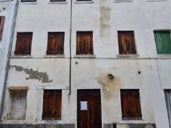 Casa Bi/Trifamiliare in Residenziale