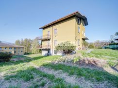 Casa Bi/Trifamiliare in Residenziale