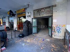 Negozio/Locale commerciale in Commerciale