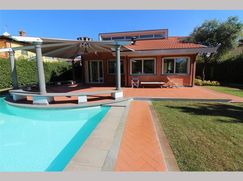 Villa in Residenziale