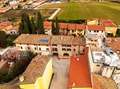 Casa Bi/Trifamiliare in Residenziale