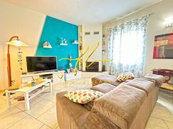 Casa Bi/Trifamiliare in Residenziale