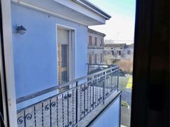 Casa Bi/Trifamiliare in Residenziale