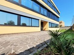 Ufficio in Commerciale