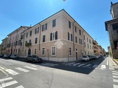 Ufficio in Commerciale