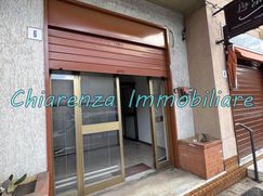 Negozio/Locale commerciale in Commerciale