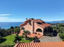 Villa in Residenziale