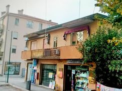 Negozio/Locale commerciale in Commerciale