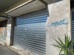 Negozio/Locale commerciale in Commerciale