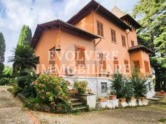 Villa in Residenziale
