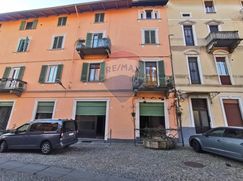 Negozio/Locale commerciale in Commerciale