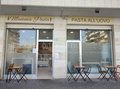 Attività/Licenza (con o senza mura) in Commerciale