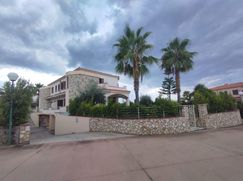 Casa Bi/Trifamiliare in Residenziale