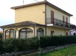 Villa in Residenziale
