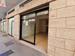 Negozio/Locale commerciale in Commerciale