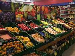 Attività/Licenza (con o senza mura) in Commerciale