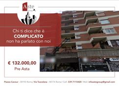 Negozio/Locale commerciale in Commerciale