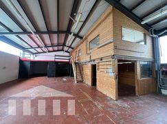 Capannone in Commerciale