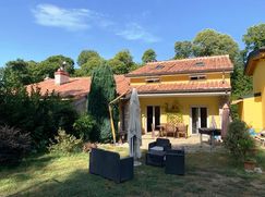 Casa Bi/Trifamiliare in Residenziale