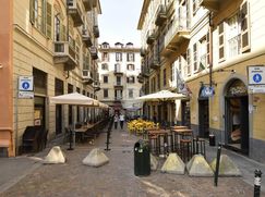 Negozio/Locale commerciale in Commerciale