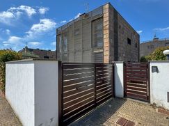 Casa Bi/Trifamiliare in Residenziale