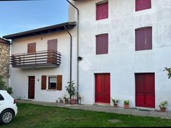 Casa Bi/Trifamiliare in Residenziale