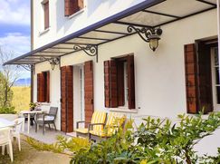 Casa Bi/Trifamiliare in Residenziale