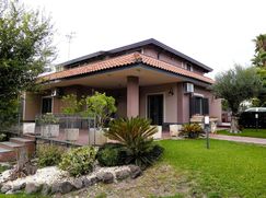 Villa in Residenziale