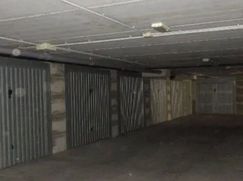 Box/posto auto in Residenziale