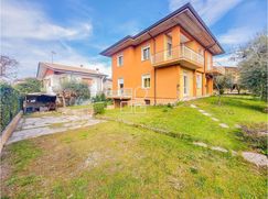 Villa in Residenziale