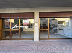 Negozio/Locale commerciale in Commerciale
