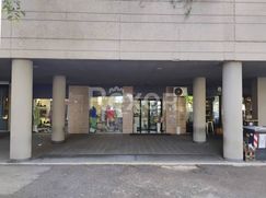 Negozio/Locale commerciale in Commerciale