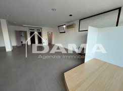 Ufficio in Commerciale