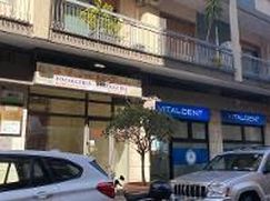 Negozio/Locale commerciale in Commerciale