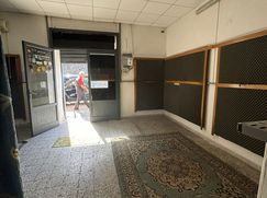 Negozio/Locale commerciale in Commerciale