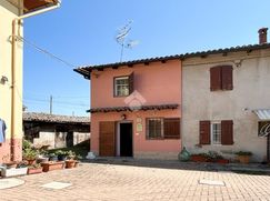 Casa Bi/Trifamiliare in Residenziale