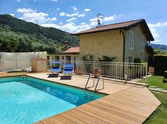 Casa Bi/Trifamiliare in Residenziale