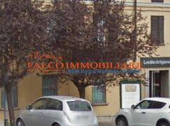 Negozio/Locale commerciale in Commerciale