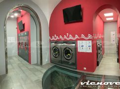 Negozio/Locale commerciale in Commerciale