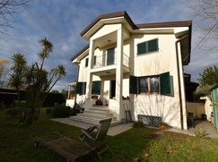 Villa in Residenziale