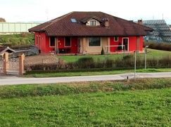 Casa Bi/Trifamiliare in Residenziale