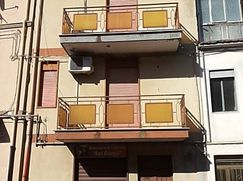 Casa Bi/Trifamiliare in Residenziale