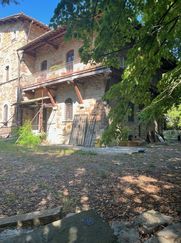Casa Bi/Trifamiliare in Residenziale