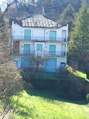 Casa Bi/Trifamiliare in Residenziale