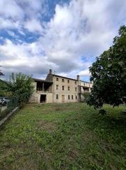 Rustico/Casale in Residenziale