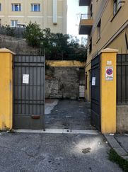 Negozio/Locale commerciale in Commerciale