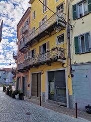 Negozio/Locale commerciale in Commerciale