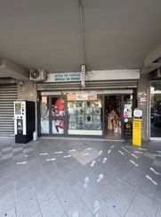 Attività/Licenza (con o senza mura) in Commerciale